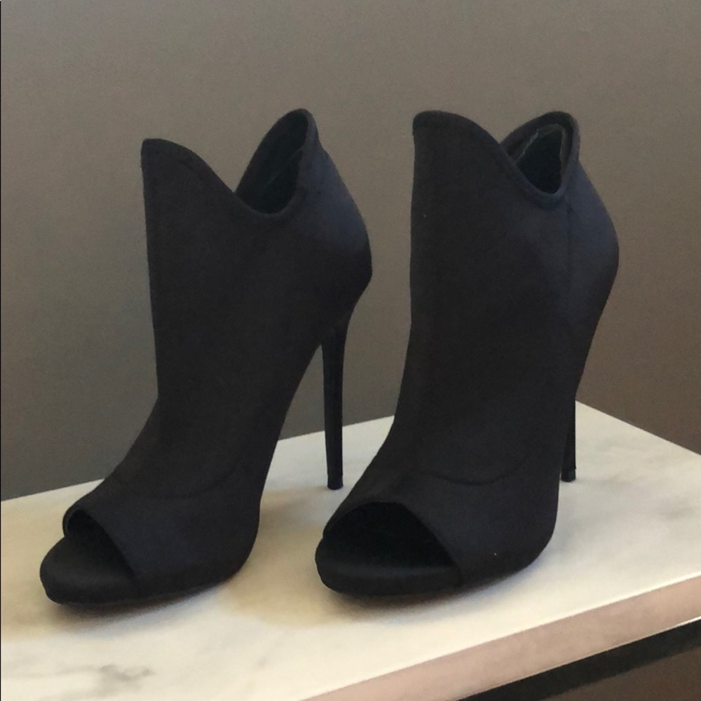 Steve Madden Sock Boot Bootie